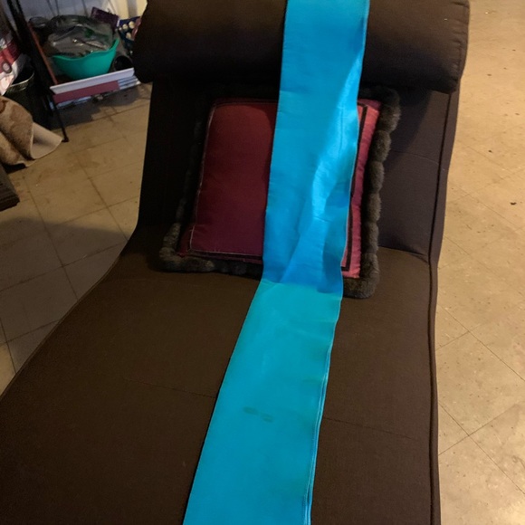 Evening wear - Picture 10 of 11